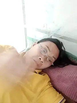 miko nyan2006 online show from 04/18/26, 05:28