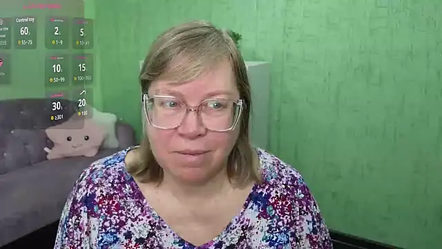 Emma Eclipsee online show from 02/05/26, 09:14