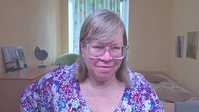 Emma Eclipsee online show from 02/12/26, 08:53