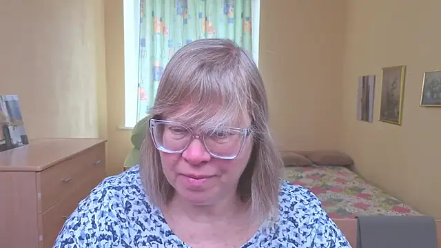 Emma Eclipsee online show from 02/24/26, 10:24