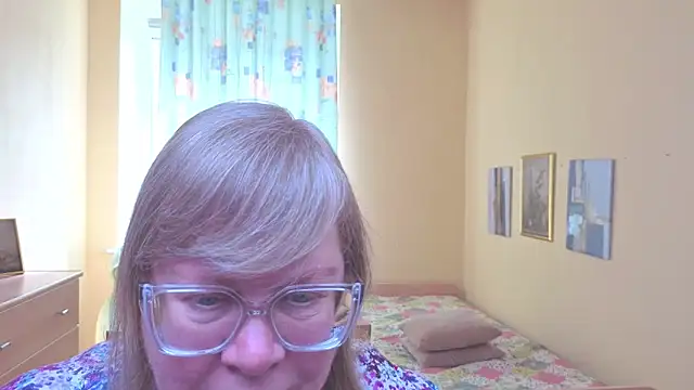 Emma Eclipsee online show from 03/28/26, 10:59