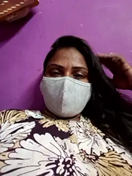 Tamil Hot Nisha online show from 03/04/26, 10:27