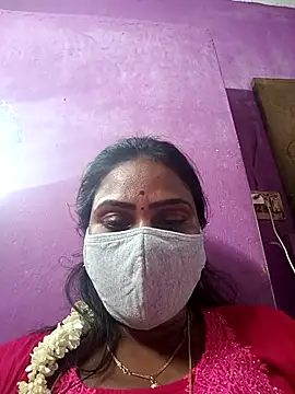 Tamil Hot Nisha online show from 04/25/26, 06:49