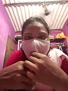 Tamil Hot Nisha online show from 04/27/26, 09:18