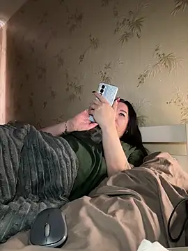 Naughtgirl 2026 online show from 03/03/26, 12:00