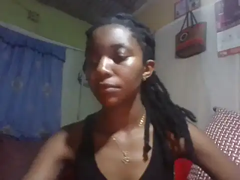 Snapshot of Selinabeauty chatting on 06/09/26, 08:31 Selinabeauty online show from 06/09/26, 08:31