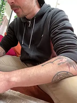 Piratee666 online show from 04/15/26, 12:23