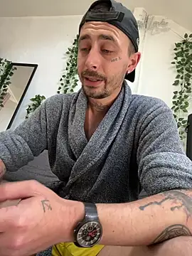 Piratee666 online show from 04/23/26, 07:41