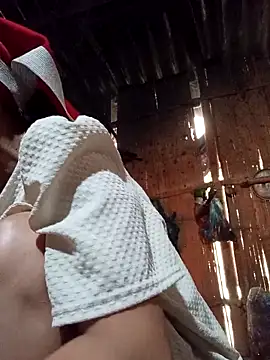 lena-cute online show from 04/18/26, 10:54