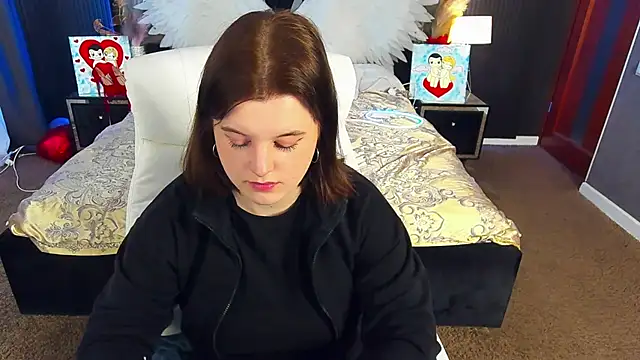 KristiFoxy online show from 04/08/26, 05:18