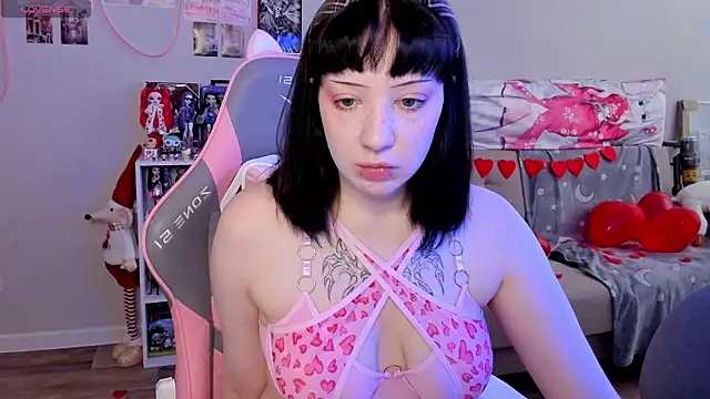 MollysLand online show from 02/09/26, 08:18