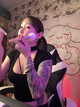 YukiiTYAN online show from 02/12/26, 04:35