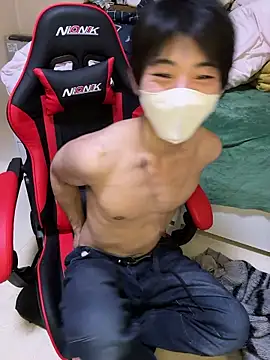 Snapshot of Mura109905 chatting on 02/12/26, 12:44 Mura109905 online show from 02/12/26, 12:44