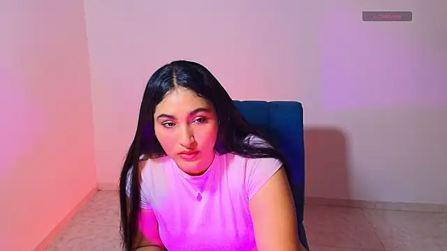Snapshot of Lya_dubois_ chatting on 05/07/26, 02:33 Lya dubois online show from 05/07/26, 02:33