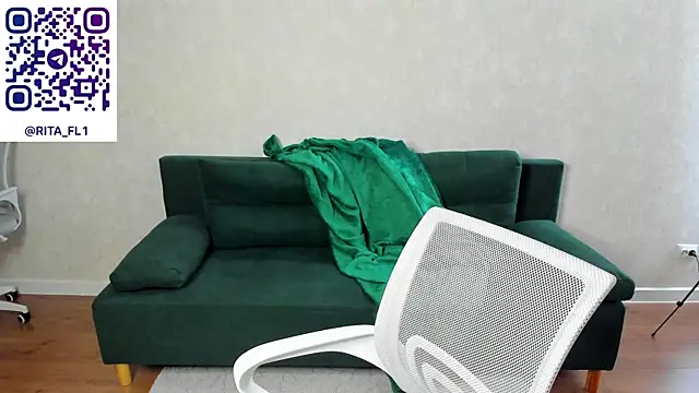 Rita Flux online show from 04/21/26, 02:51