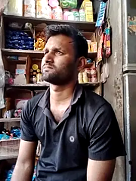 sos-boy online show from 03/04/26, 07:36