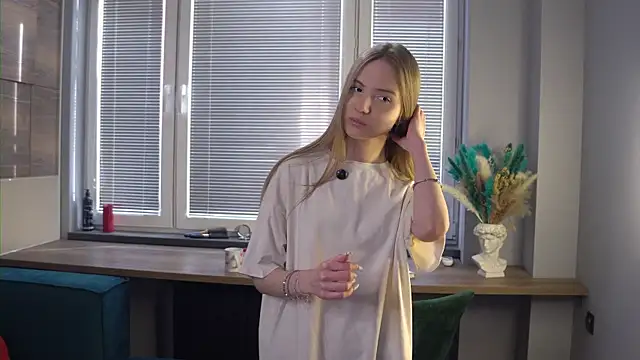 FranciscaGaring online show from 02/07/26, 10:08