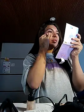 MeelFox online show from 02/06/26, 12:19