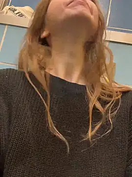 Bubble Chloe online show from 02/19/26, 11:50