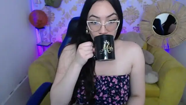 ALISS M  online show from 02/03/26, 08:14