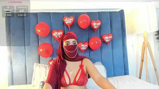 fatimarab   online show from 02/14/26, 04:20