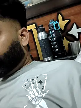 MrCurioX online show from 04/22/26, 02:51