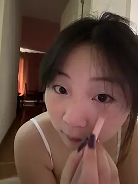 LXR77887 online show from 02/15/26, 03:14