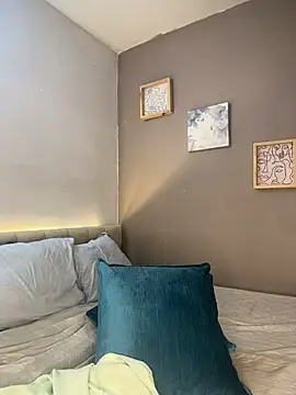 Regina Korz online show from 03/16/26, 08:24