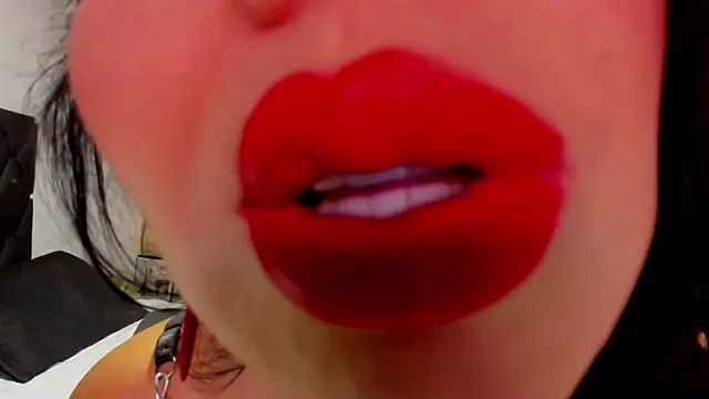 LINDA BLER online show from 04/12/26, 08:14