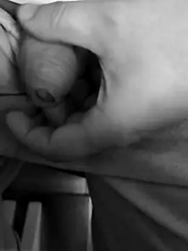 Snapshot of MonyFlorin68 chatting on 02/21/26, 08:59 MonyFlorin68 online show from 02/21/26, 08:59