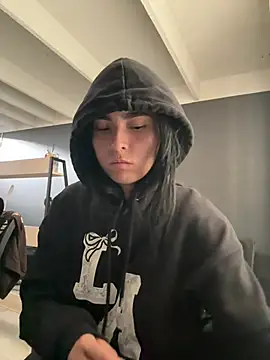 Sara Fernandez  online show from 02/05/26, 01:49