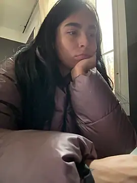 Sara Fernandez  online show from 02/11/26, 01:27