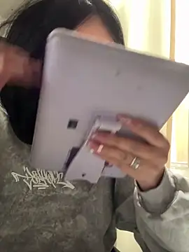 Sara Fernandez  online show from 02/12/26, 01:39