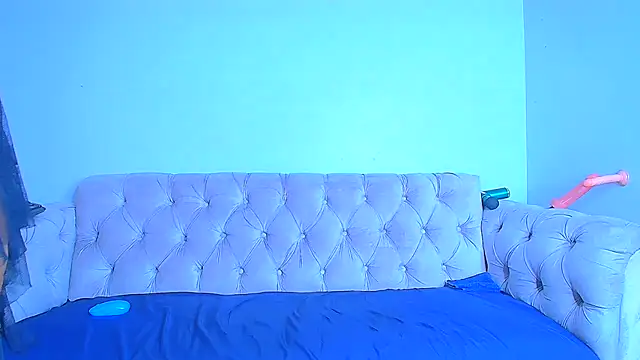 CreamyCurves online show from 04/12/26, 07:57