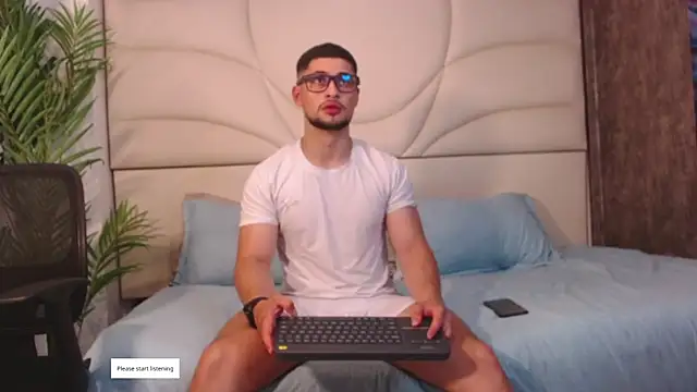 valenssio moretti online show from 04/08/26, 03:28