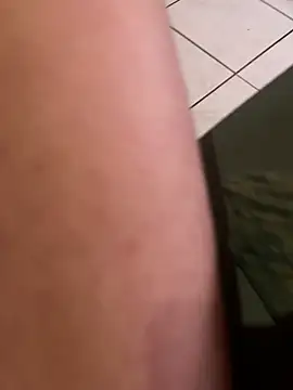 Kylxxx8 online show from 02/03/26, 02:53