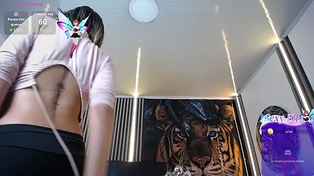 Karolyn rousse online show from 03/01/26, 12:07