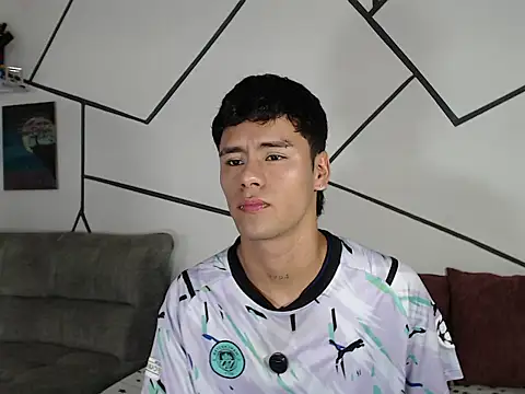 cooper shiro online show from 03/23/26, 06:12