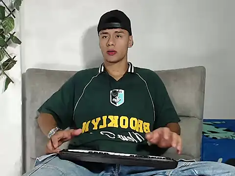 cooper shiro online show from 07/25/26, 03:26