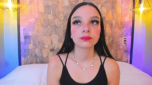 Snapshot of Elizabeth_Ferrer chatting on 02/14/26, 07:10 Elizabeth Ferrer online show from 02/14/26, 07:10