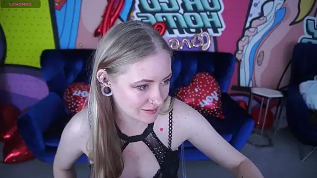 DramaQuenns online show from 02/14/26, 06:43