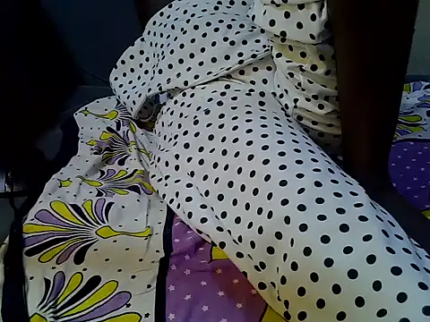 Shining-Riri online show from 02/25/26, 06:17