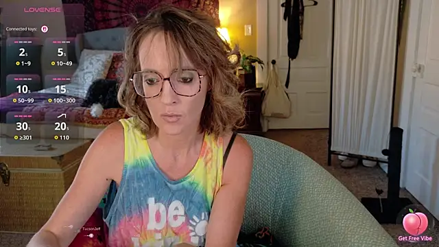 Snapshot of BrookiesLife chatting on 07/09/26, 11:42 BrookiesLife online show from 07/09/26, 11:42