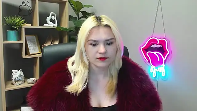 SweetLilyxo online show from 04/21/26, 06:20