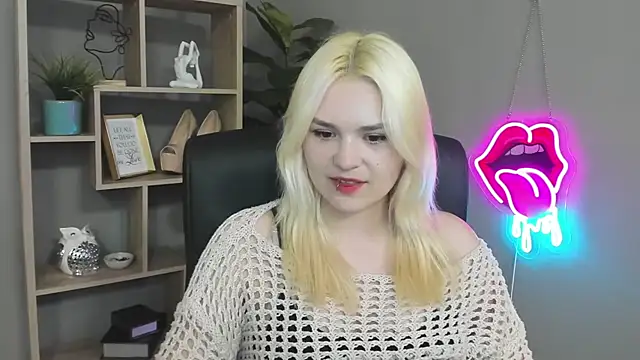 Snapshot of SweetLilyxo chatting on 05/03/26, 06:30 SweetLilyxo online show from 05/03/26, 06:30