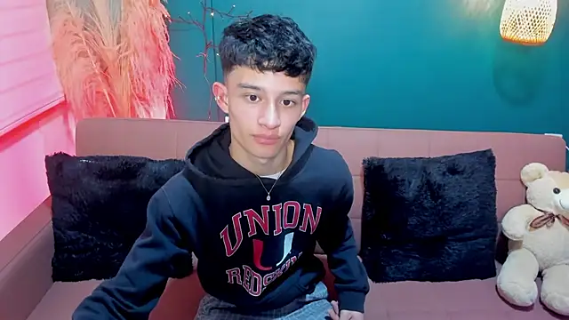 Patrick Howland  online show from 02/05/26, 03:22