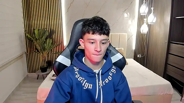 Patrick Howland  online show from 02/09/26, 03:32