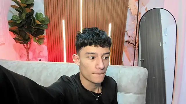 Patrick Howland  online show from 02/14/26, 03:36