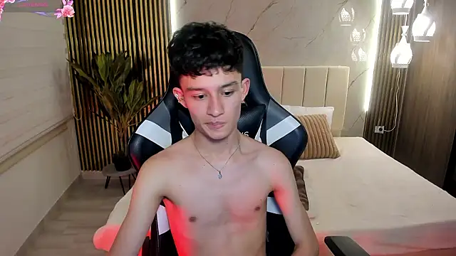 Patrick Howland  online show from 02/15/26, 07:51