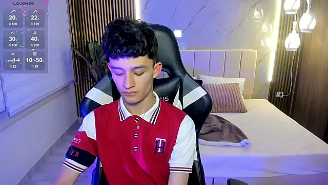 Patrick Howland  online show from 02/16/26, 03:24